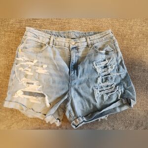 Brand new American Eagle Curvy Mom shorts